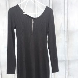 Black dress front zipper. Size medium.